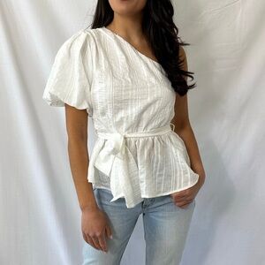 White one shoulder top